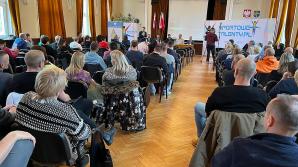 Minister Kamil Bortniczuk przedstawił nauczycielom założenia nowego programu „Sportowe Talenty”